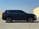 Mitsubishi Outlender